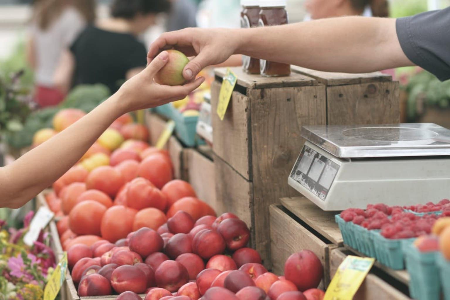 fare la spesa market di quartiere